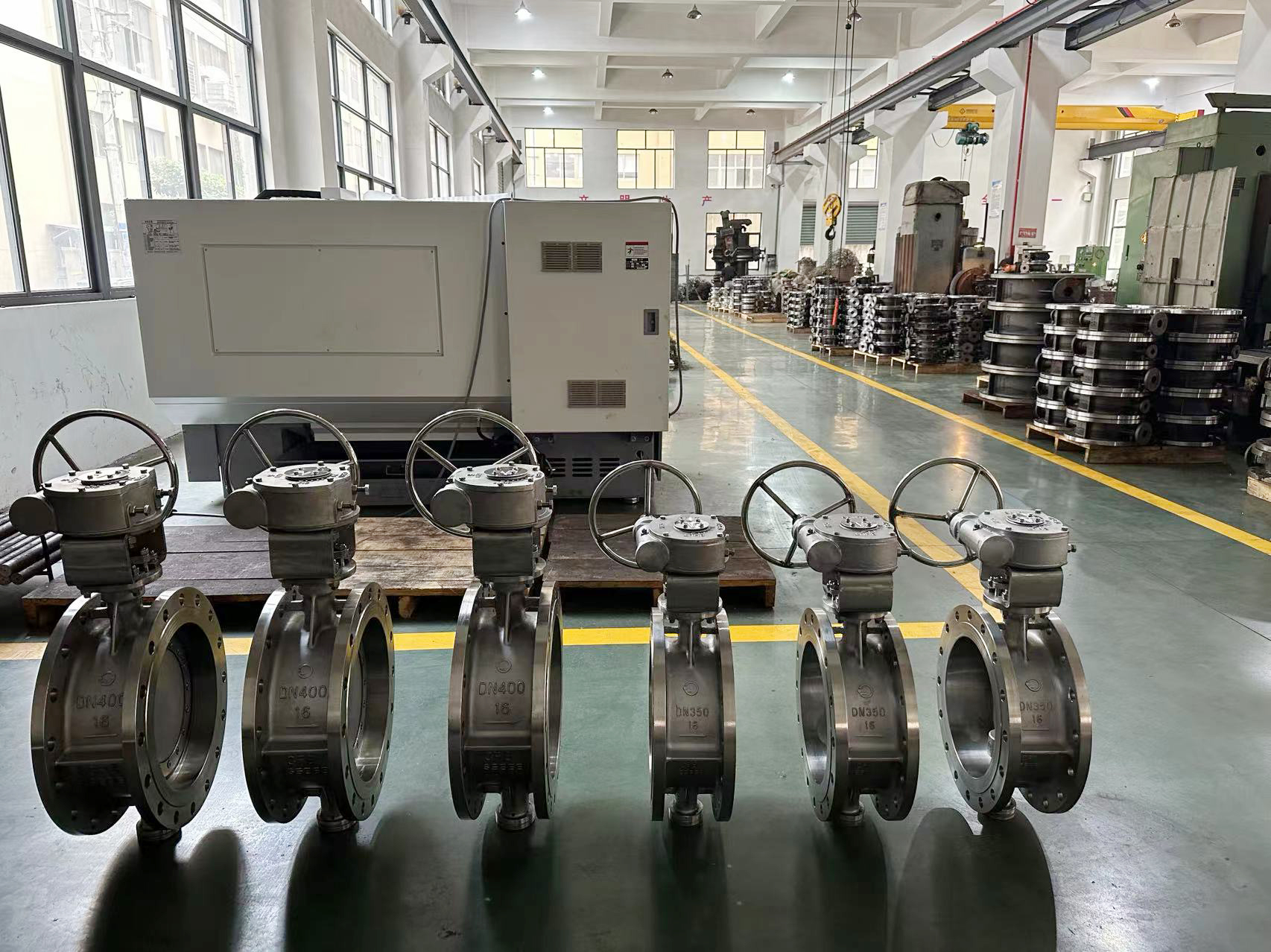 結(jié)構(gòu)合理，制作工藝精湛，規(guī)格齊全，質(zhì)量穩(wěn)定